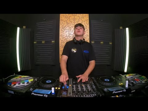 Piero acinapura - Riöt.scampia - 084 - 15/10/22 - Dj set