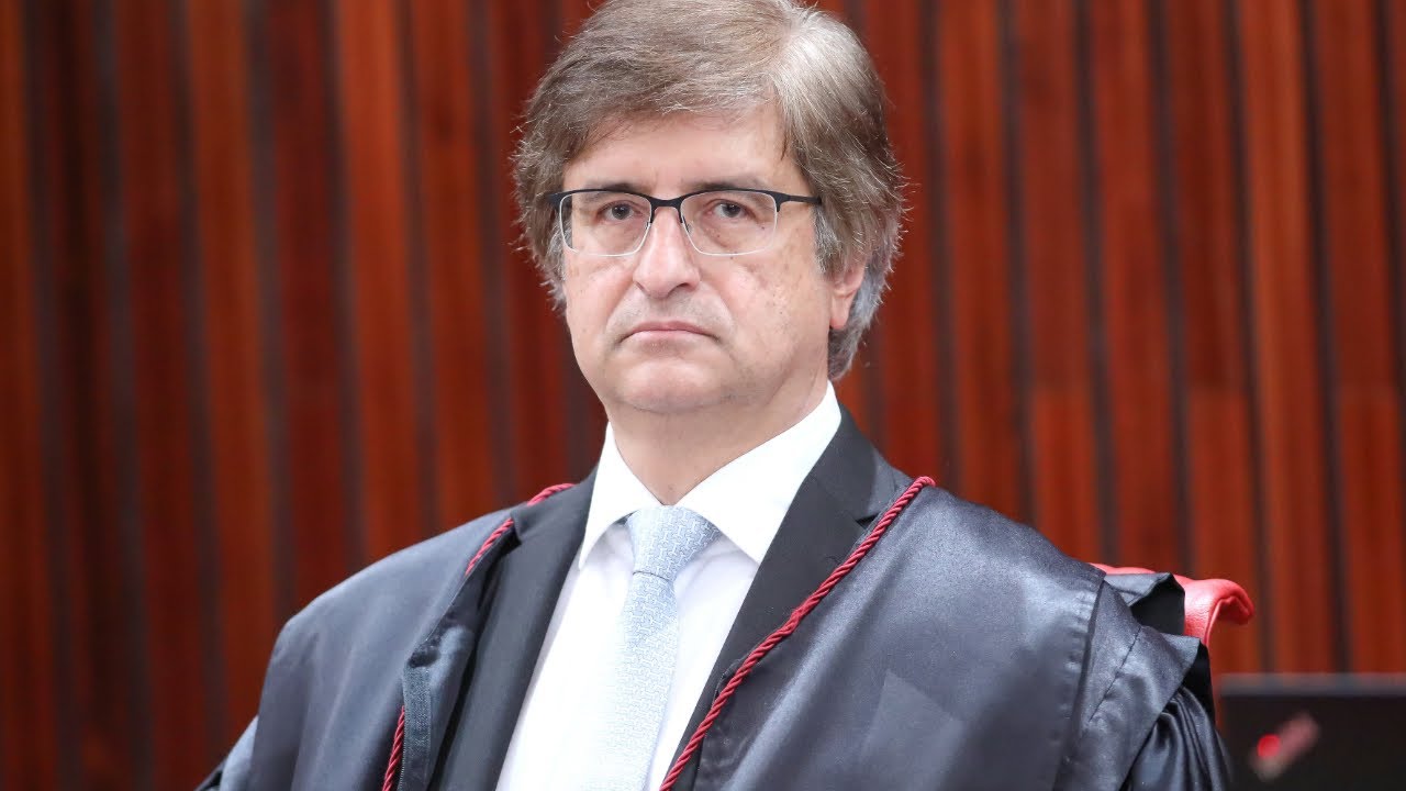AO VIVO: CCJ sabatina Paulo Gonet, para recondução à PGR