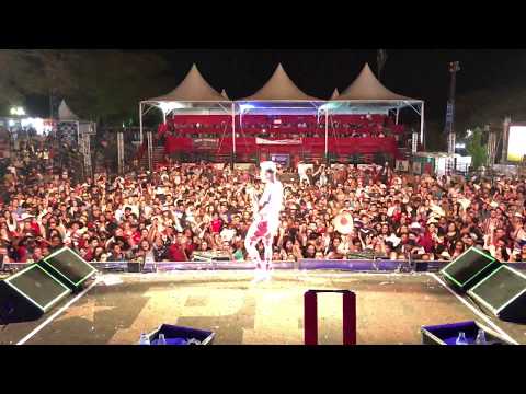 Mc Guilherme Beat - O papai ta mal ( Show com Pedro Paulo e Alex PPA )