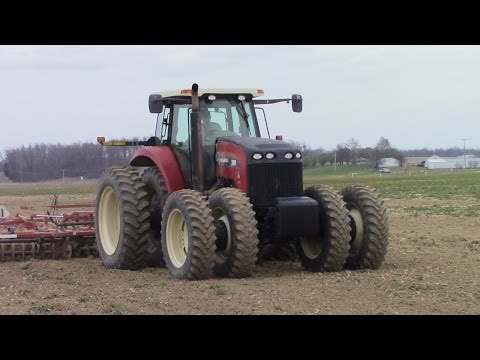 Versatile 280 Tractor