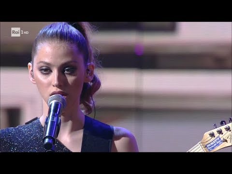 Dolore sul lato destro della parte anteriore del collo Se un metodo popolare mal di collo