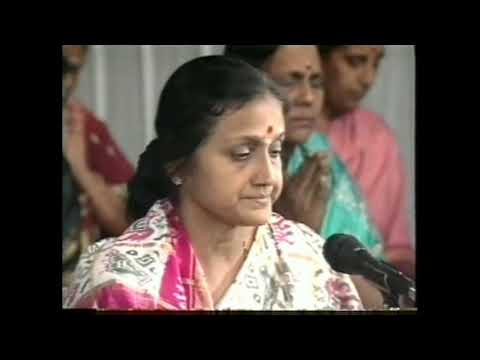 Sathya Sai Bhajan - Padmanabha Sahodhari - Dr. Kalyani Sundararajan