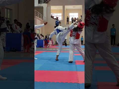 Tkd Girls Fight #taekwondo #girls #fight #martialart #shorts