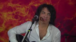 &quot;Love Her All I Can Live 4K&quot; - Kiss Rocks Vegas Acoustic