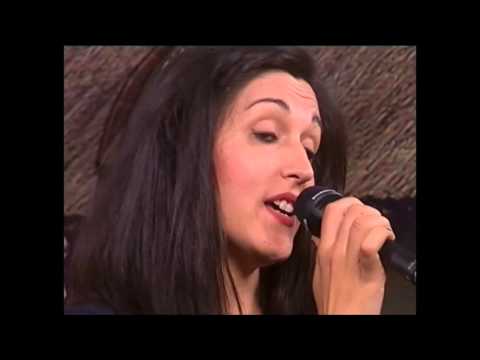 SANJA HAJDUKOVIĆ & TS KADENCA - Široko mi srce Šokačko (OSTV)