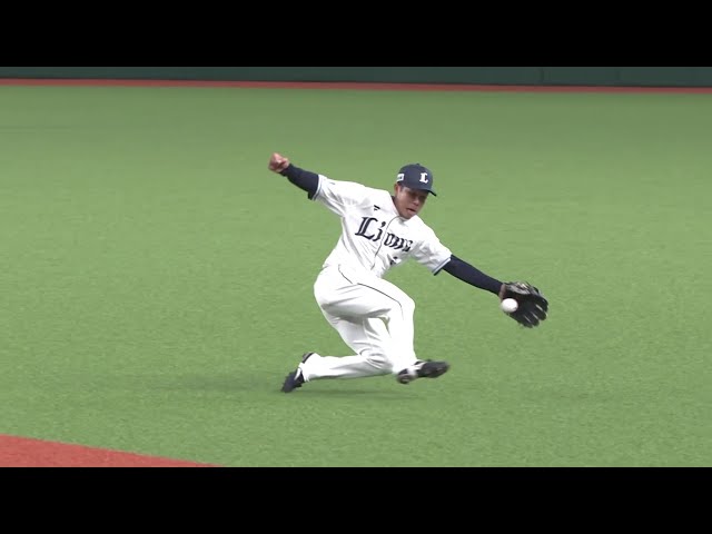 【1回表】ライオンズ・児玉亮涼 ライトに抜けそうな打球をスライディングキャッチし完璧に捌く!! 2025年4月25日 埼玉西武ライオンズ 対 オリックス・バファローズ