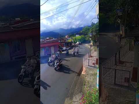 Super caravana de miles de motos en la bienvenida de Diciembre en Guatica Risaralda 🔥#humor #parati