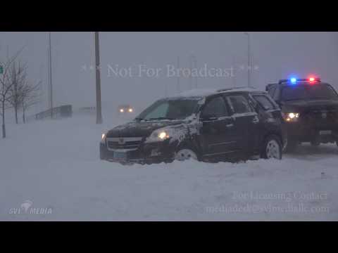 Fargo, ND - Blizzard Chaos, Roads Clogged with Stuck Vehicles - December 27th, 2018