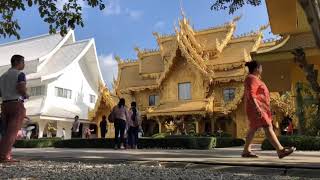 preview picture of video 'White Temple in Chiang Rai, Thailand'