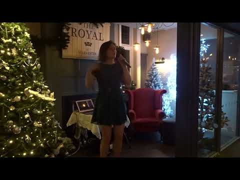 LA Mixtrax/Sing Out Lou video.