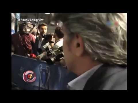 UEFA Champions League FINAL | Pachu con las estrellas del fútbol