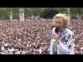 Vera Lynn relases new album aged 97 | 5 News