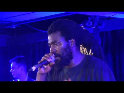 Omar Perry with Asham Band