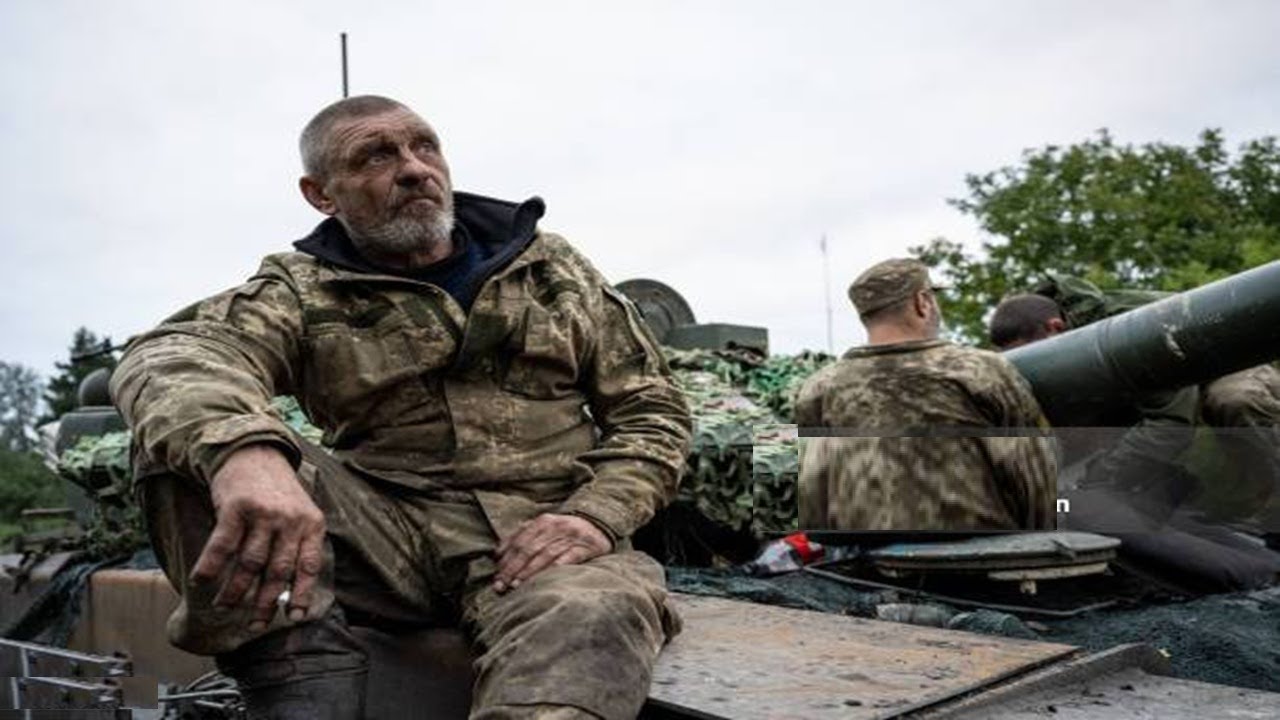 'THE WALKING DEAD': RUSSIAN PARATROOPERS REVEALS SOLDIERS ARE SENT BACK TO THE FRONT IN HANDCUFFS