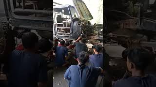 Download lagu Montir lembur kerja #shorts #lemburkerja #montir #sopir #lucu #ngakak #viralshorts mp3