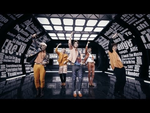 SHINee - 「Breaking News」Music Video