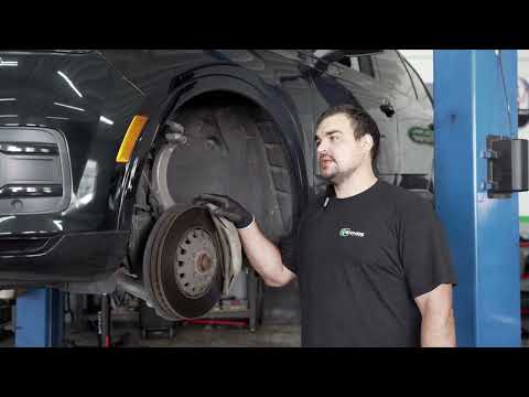 Audi Q7 Headlight Bulb Replacement