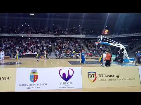 U-BT Cluj - CSU Sibiu, sfert 4, final de meci. 91-80