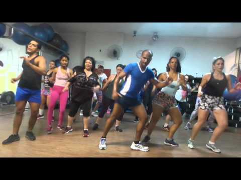 Coreografia Tremidinha Andando - Os Havaianos - Prof. Brunno Pereira - Academia Vibe FIT