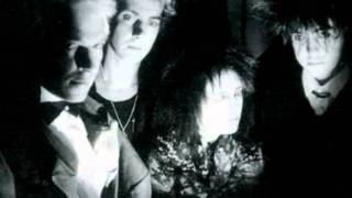 Siouxsie and the Banshees - Lullaby