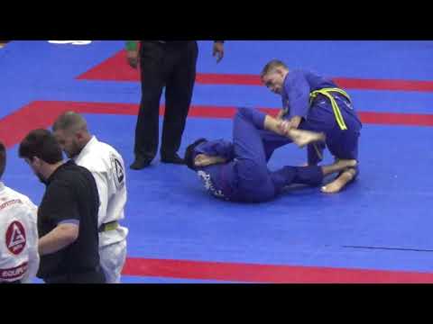 Ryan Viegas vs Oliver Dillon - London Warriors Cup 2019 - Purple Adult - Middle