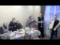 Колядує вся родина. 
