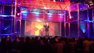 Mick Hucknall -'I'd Rather Go Blind'