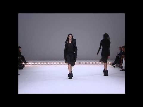 RICK OWENS ' STRUTTER ' SPRING / SUMMER 2009 WOMENS