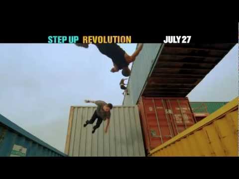 FIRST TV SPOT : STEP UP REVOLUTION