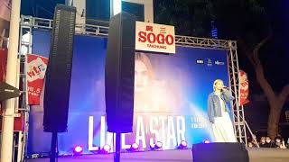 2020-11-29 楊丞琳 Rainie Yang 《LIKE A STAR》專輯台中簽唱會 現場演唱像是一顆星星