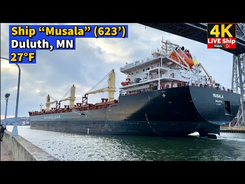 ⚓️Duluth Lift Bridge Encounters an Immense New Ship!