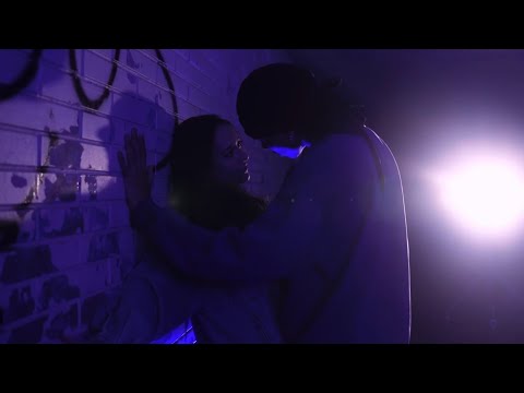 Mihalis - Corpo Inteiro (Clipe Oficial)