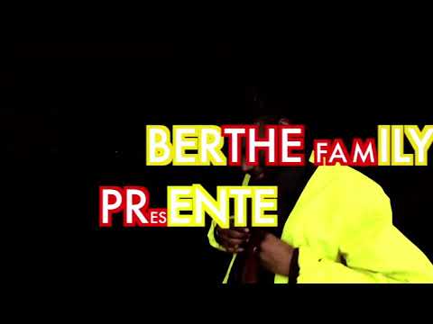 Moms loup MALI ( clip officiel) 2018