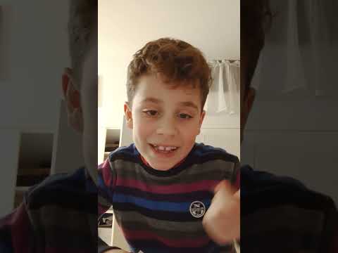 io faccio il disegno di miascolo piccolo 🐈