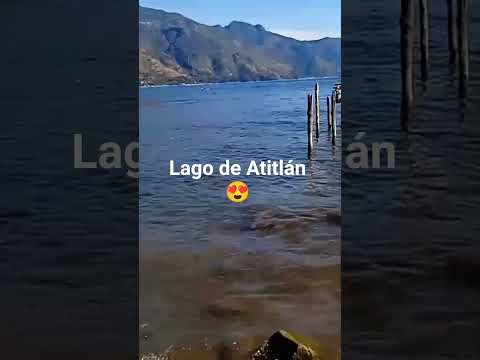Lago de Atitlán desde San Pedro la laguna