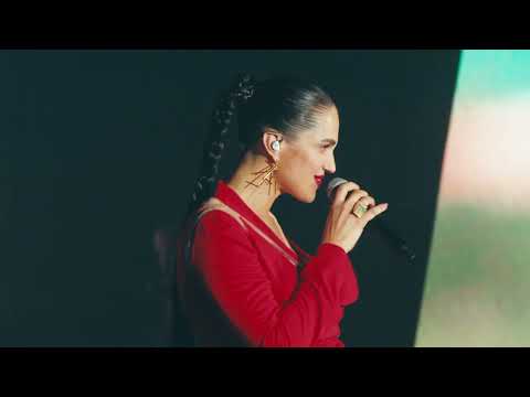 רגעים - מארינה מקסימיליאן // לייב מתוך פסטיבל מקסימיליאן #3