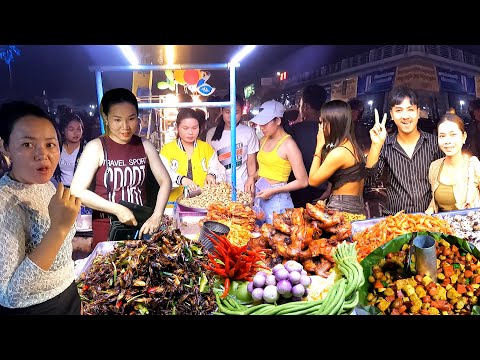 Wow, Many food! Night street food tour walking - Cambodia's Greatest Street Food