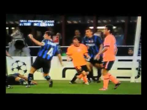 Messi knocked out maicon Inter-Barcelona