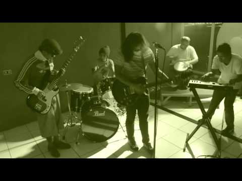 GOODLEAF- SOLUSYON KA BA O PROBLEMA? (Official Music Video)