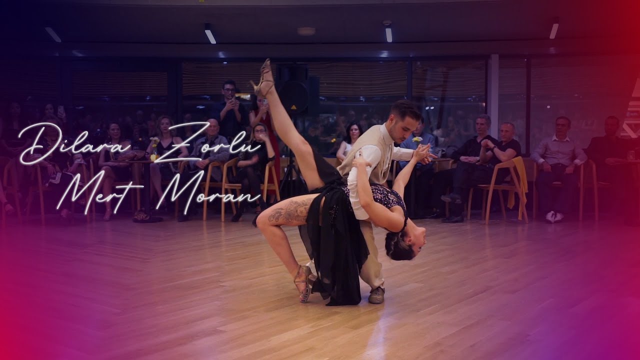 Mert Moran & Dilara Zorlu / Luna Del Viejo Castillo - 1/4