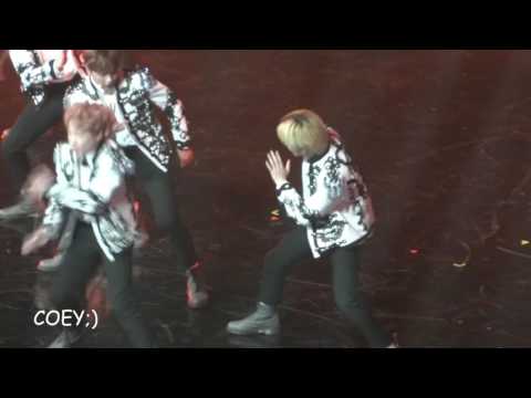 170408 V Chart awards NCT dream - my first and last (Mark focus)