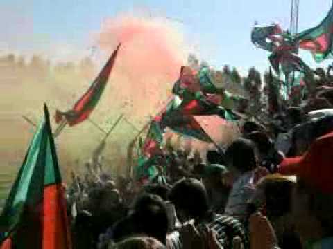 entrada de deportivo sarmiento en semis contra blanco y negro!!!!