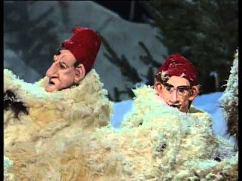 Kurt Olssons Julkalender - Två små röda luvor