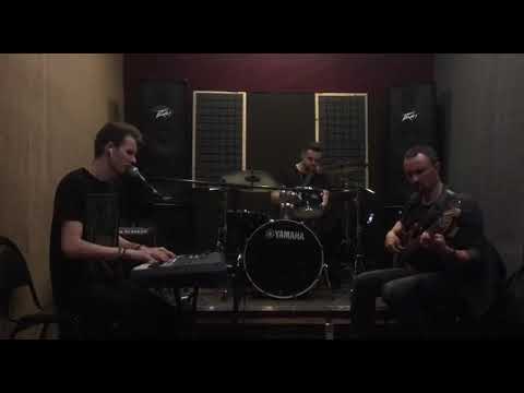 Roman Voloznev - Trouble (Jose James)