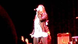 Idina Menzel Still I Can&#39;t Be Still