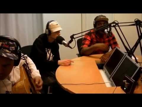 CJ Star & Mr Lawson - Akoestische Freestyle