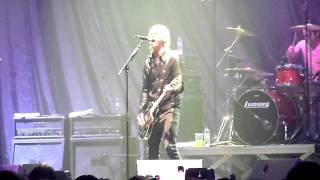 Duff Mc Kagan's Loaded - Dead skin-Paris 2011