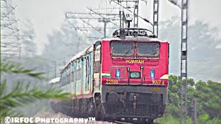 preview picture of video 'Extremely Scenic | Red Monster Of Howrah curves with India's First Humsafar : Gorakhpur Humsafar..!!'