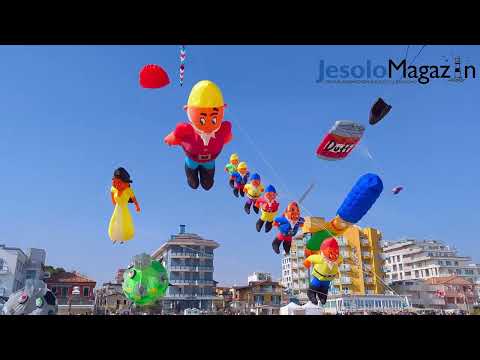 🌊 Jesolo Beach and Kite Festival 2025 – Colors, Wind & Magic! 🪁✨
