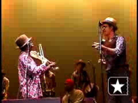 Instituto, Siba e Mestre Salustiano no Sesc Vila Mariana, em SP - 2007 - Showlivre.com